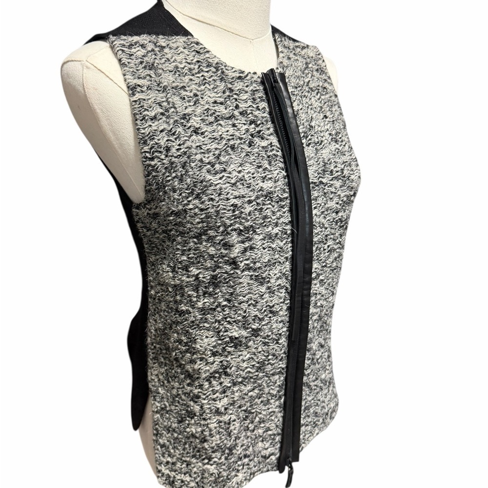 Calvin Klein Wool Blend Gray Textured Zip-Up Vest Sz Small